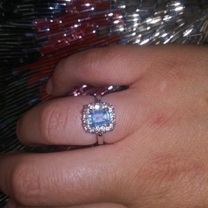 Blue Topaz White Gold Ring